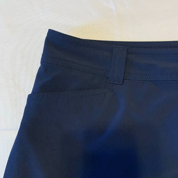 Eddie Bauer Navy Skort Size 4 - Picture 2 of 9